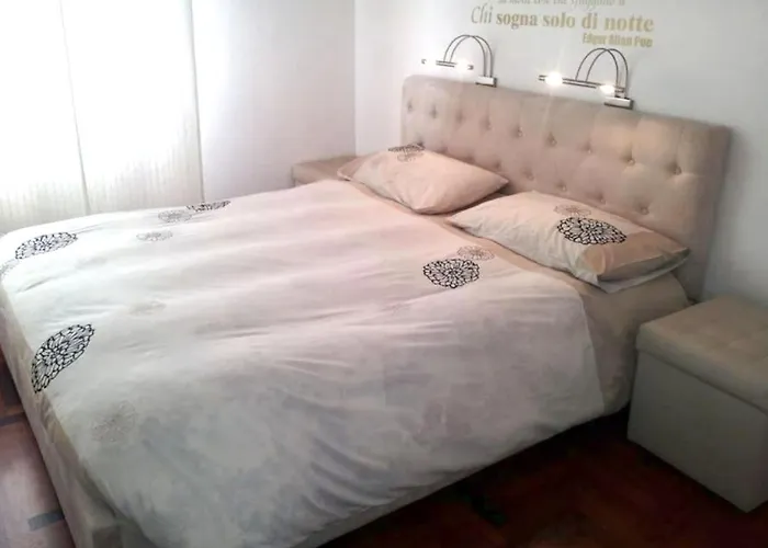 La Casa Bomboniera *