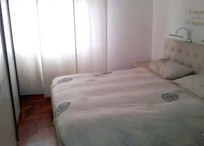 La Casa Bomboniera דירה